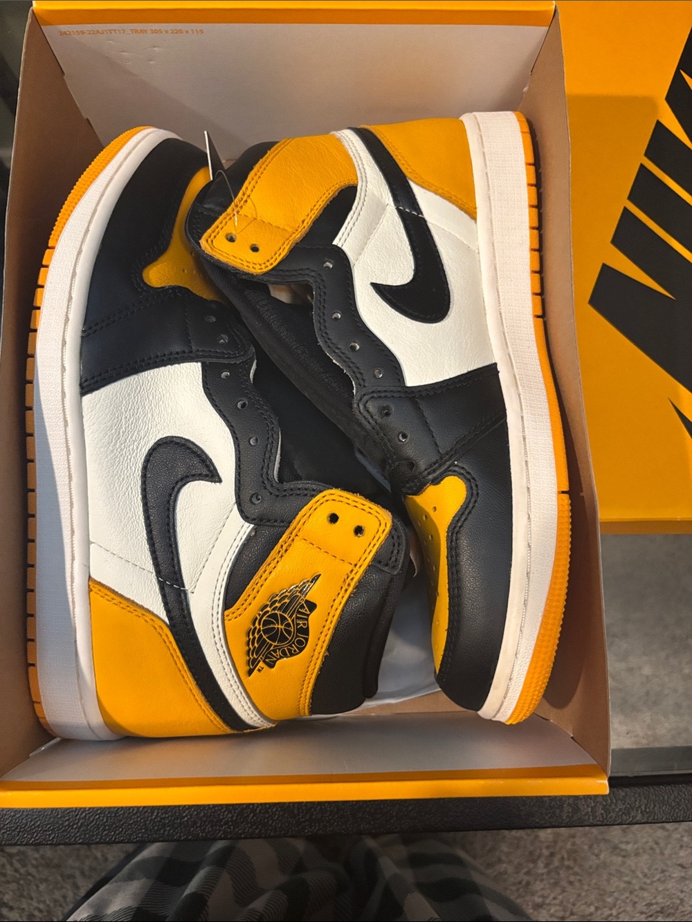 Jordan Men’s Sneakers - Black/White/Yellow